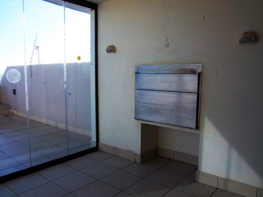 To Let 2 Bedroom Property for Rent in Strand North Western Cape